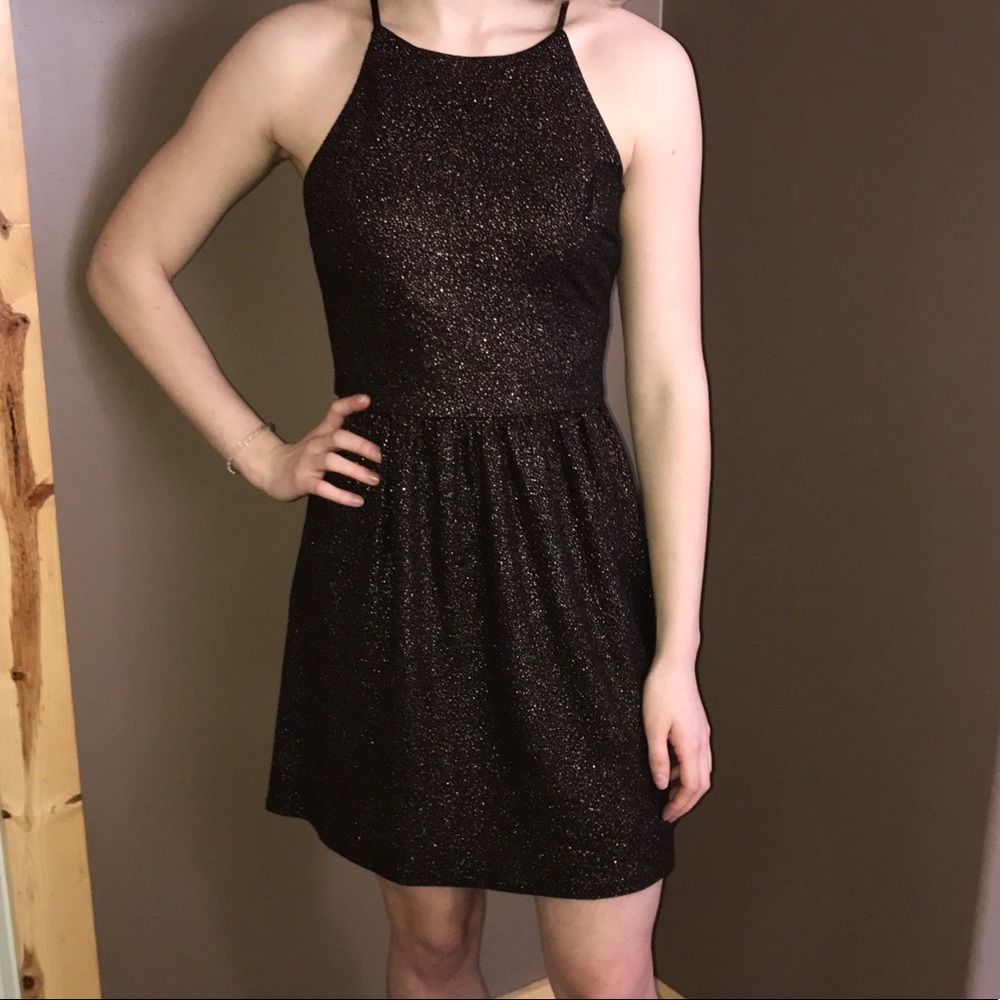 Mini,halter-top party dress